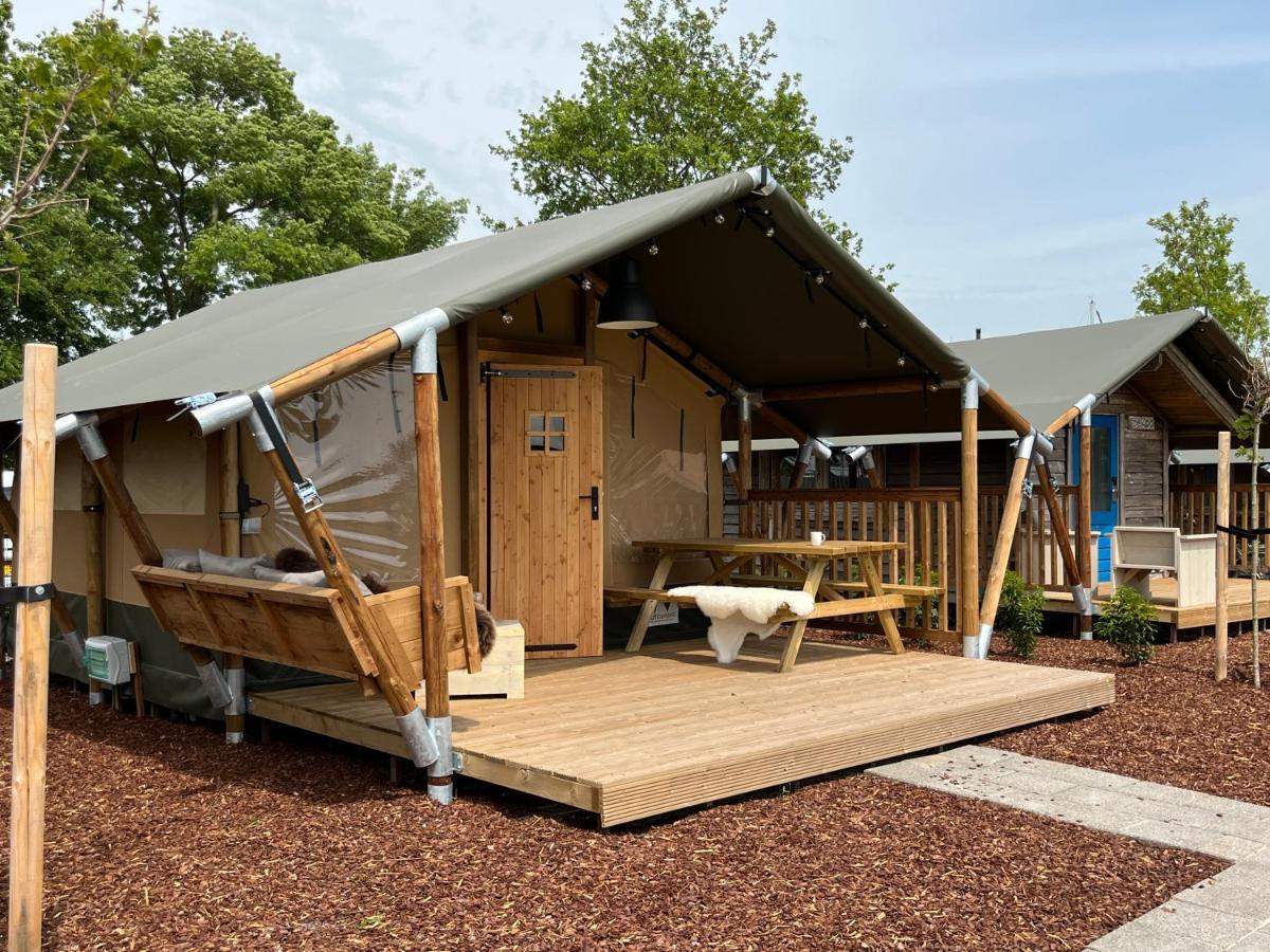 Waterherberg It Beaken Heeg Exterior photo